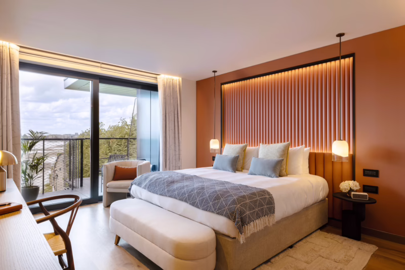 hotel bedroom at fulham pier hotel