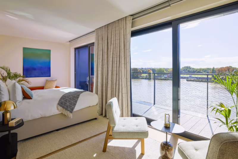 riverside view hotel room at fulham pier hotel